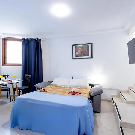 1j. Cozy Flores With Pool * Costa Adeje (Tenerife)