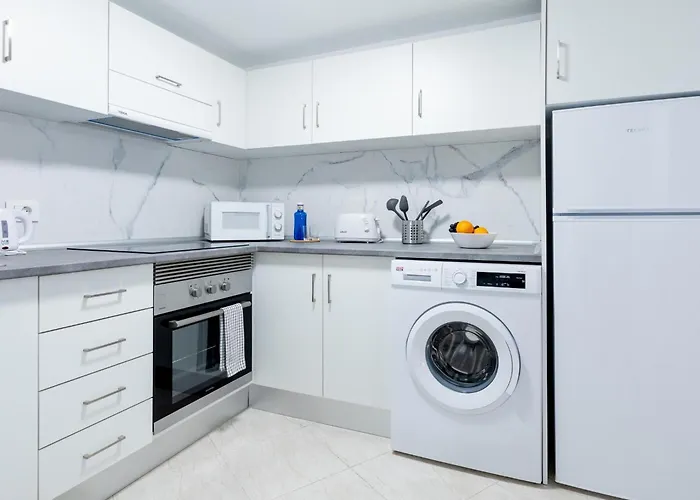 1j. Cozy Flores With Pool Apartamento *