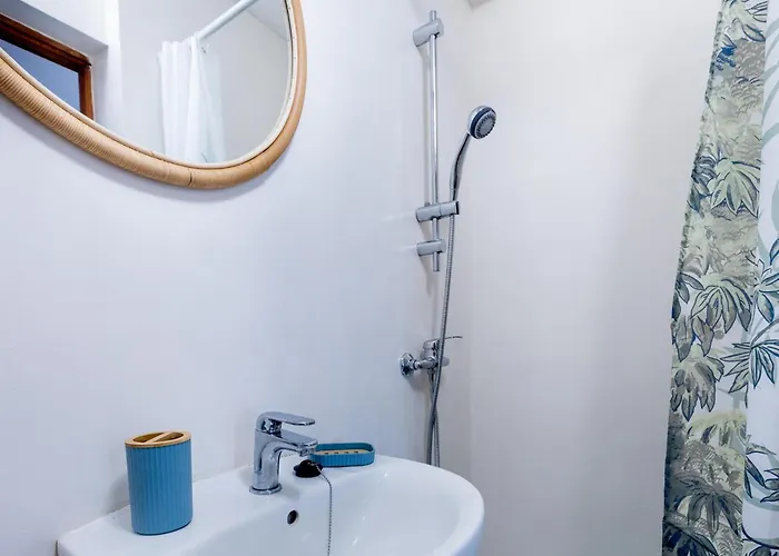 1j. Cozy Flores With Pool Apartamento *